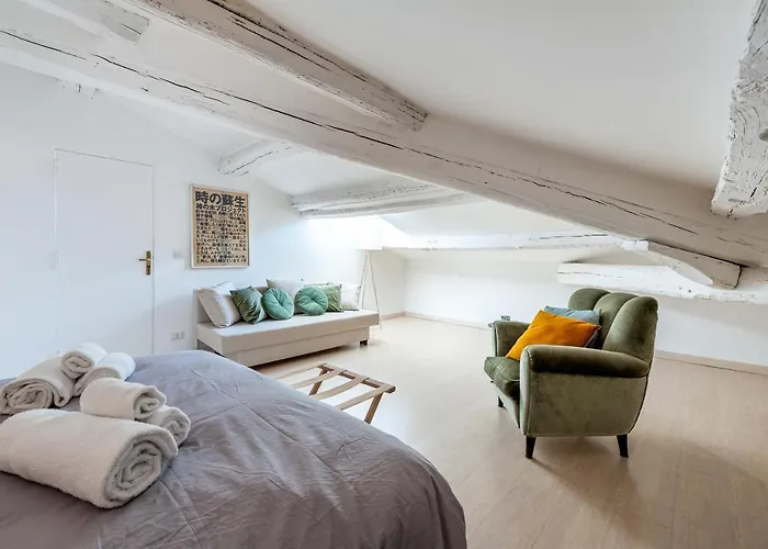 Trevi Fountain Stylish Penthouse Irex *
